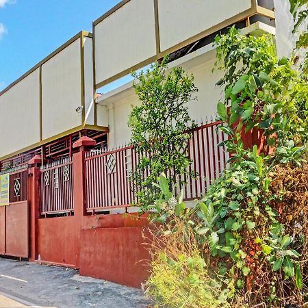 Oyo 91416 Puri 88 Homestay Kupang  Eksteriør billede
