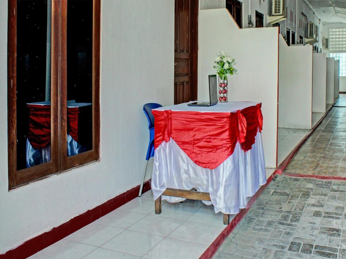 Oyo 91416 Puri 88 Homestay Kupang  Eksteriør billede