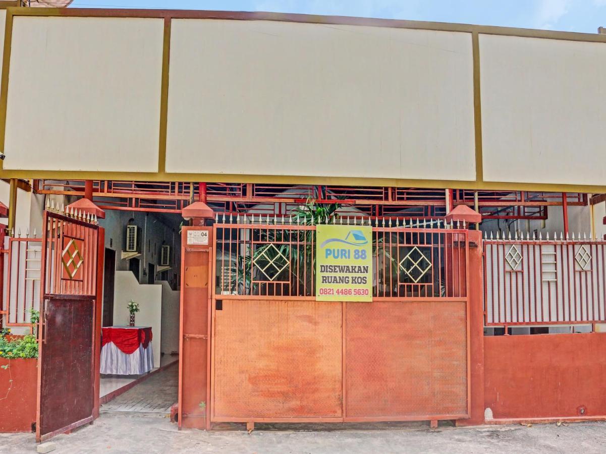 Oyo 91416 Puri 88 Homestay Kupang  Eksteriør billede