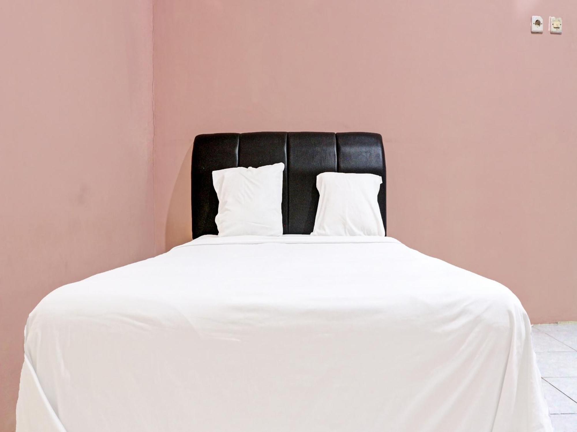 Oyo 91416 Puri 88 Homestay Kupang  Eksteriør billede